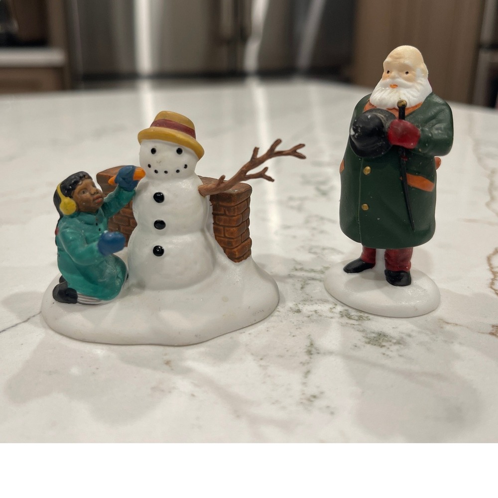 Department 56 Loose Figures Heritage Village Set of 2 Christmas